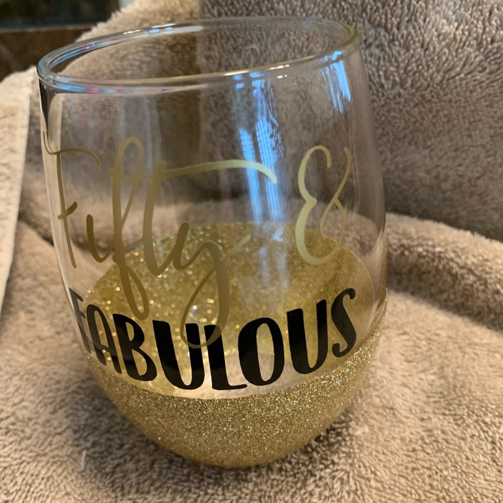 Fifty & Fabulous Glitter Wine Glass